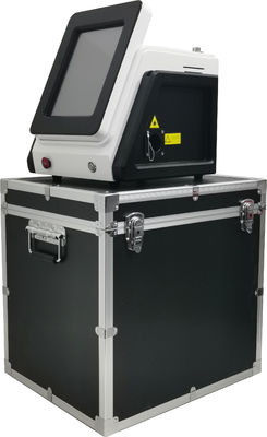 Endolift laseri kalçalar için göz altındaki torbalara veda eder ve genç sonuçlara ulaşır